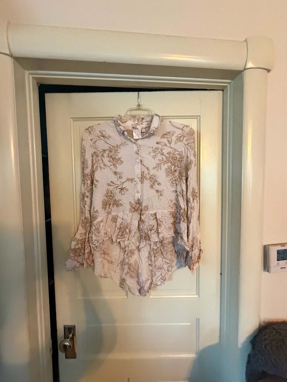 LC Lauren Conrad Floral Blouse Size XXL Brown White Long Sleeve Ruffle
